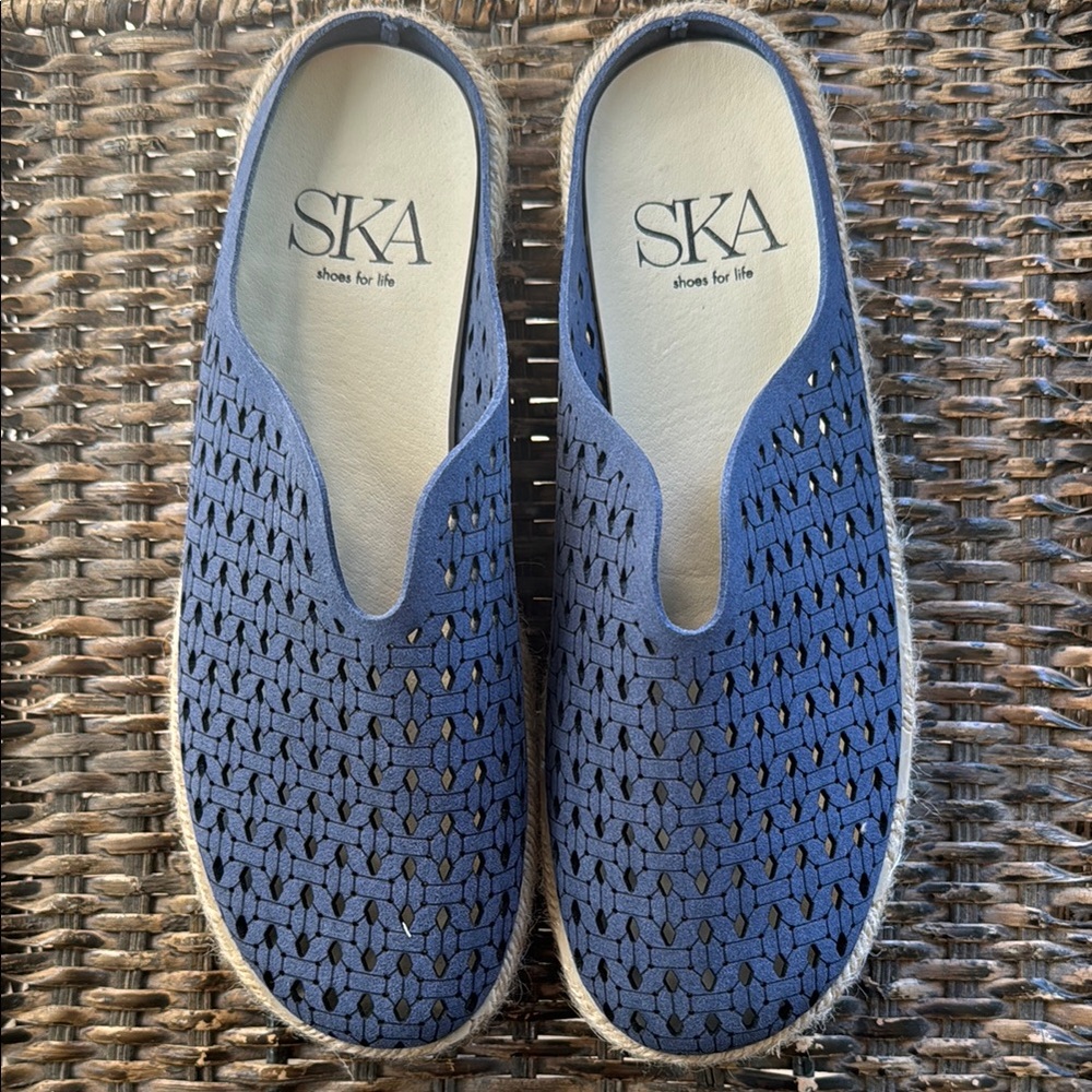 SKA‎ Blue Slip-On Espadrille flat Loafer Women’s Size 39